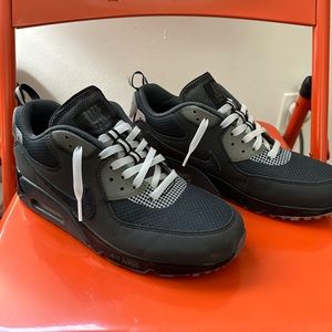 Undefeated Nike Air Max 90 (2020) Black
